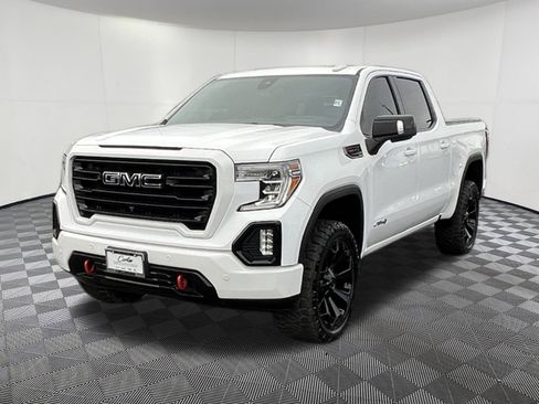 Used 2020 GMC Sierra 1500 AT4 w/ AT4 Premium Package image 3