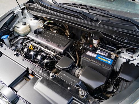 Used 2012 Hyundai Tucson Limited image 26