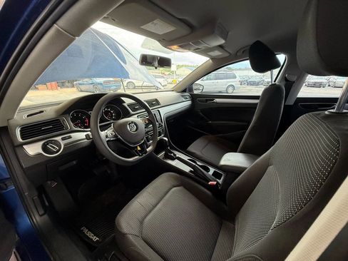 Used 2017 Volkswagen Passat 1.8T S image 24