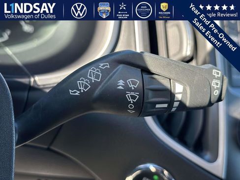 Used 2018 Ford Edge SEL image 23