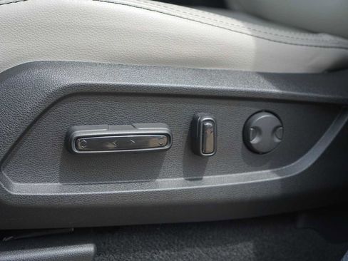Used 2026 Honda Pilot EX-L image 12
