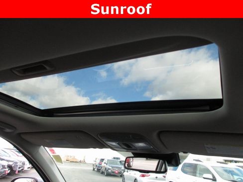 Used 2022 Kia Telluride EX w/ EX Premium Package image 14