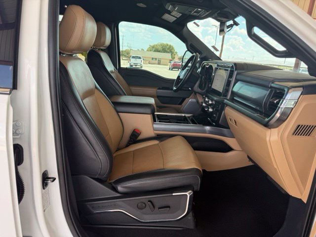 Used 2024 Ford F250 Lariat w/ Lariat Ultimate Package AWD/4WD image 12