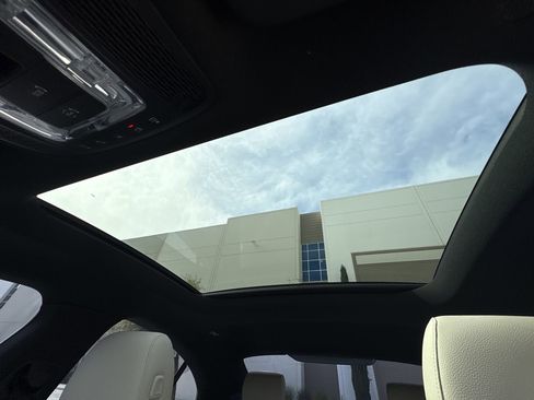 Used 2022 Mercedes-Benz CLA 250 image 28