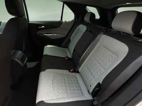 Used 2024 Chevrolet Equinox LS image 20