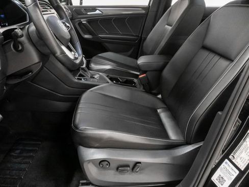 Used 2024 Volkswagen Tiguan SE R-Line FWD image 14