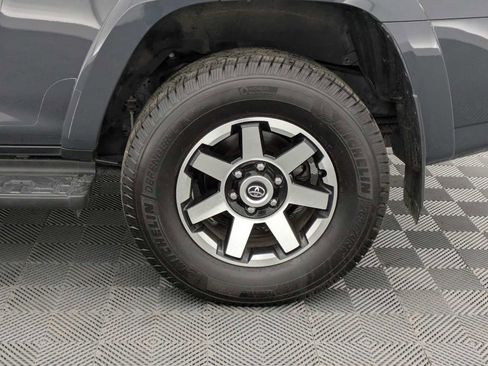 Used 2024 Toyota 4Runner TRD Off-Road image 13