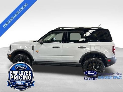 New 2026 Ford Bronco Sport Badlands w/ Sasquatch Badlands Package AWD/4WD image 2