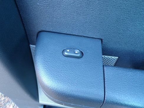 Used 2004 Ford F150 FX4 image 10