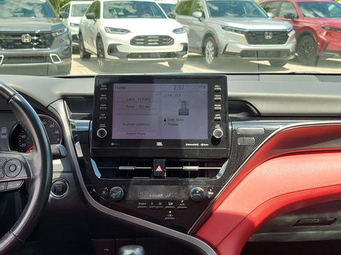Used 2021 Toyota Camry XSE FWD image 18
