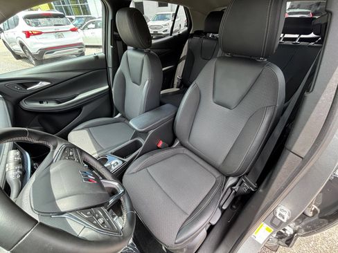 Used 2025 Buick Encore GX Preferred FWD image 35