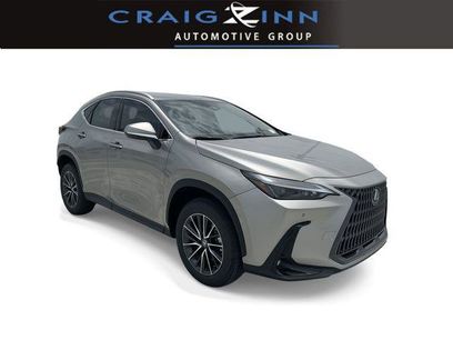 Certified 2025 Lexus NX 250 FWD w/ Towing Package (2000 Lbs)