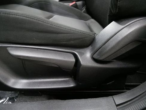 Used 2014 MAZDA MAZDA3 i Touring FWD image 15