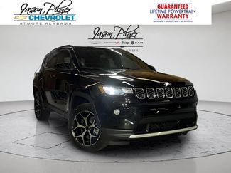 Used 2026 Jeep Compass Limited w/ Sun, Sound & Navigation Group AWD/4WD video 1