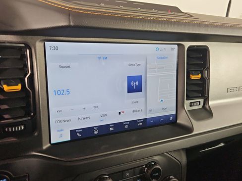 Used 2024 Ford Bronco Badlands image 24