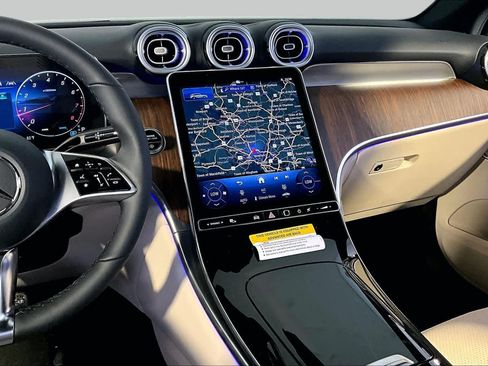 New 2027 Mercedes-Benz GLC 300 4MATIC image 8