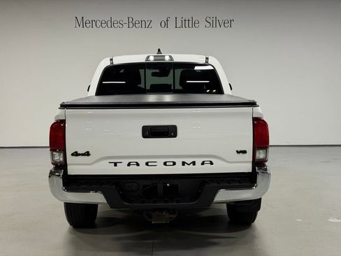 Used 2023 Toyota Tacoma SR5 w/ Black Out Package (TMS) image 4