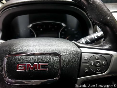 Used 2019 GMC Acadia SLT image 20