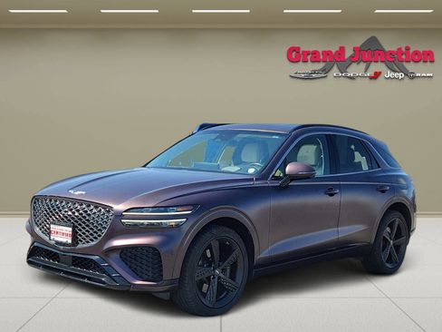 Used 2023 Genesis GV70 3.5T Sport w/ Sport Prestige Package AWD/4WD image 3