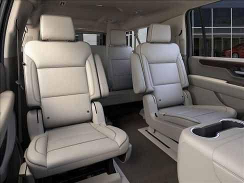 New 2026 GMC Yukon XL Denali w/ Sun & Power Step Package AWD/4WD image 17
