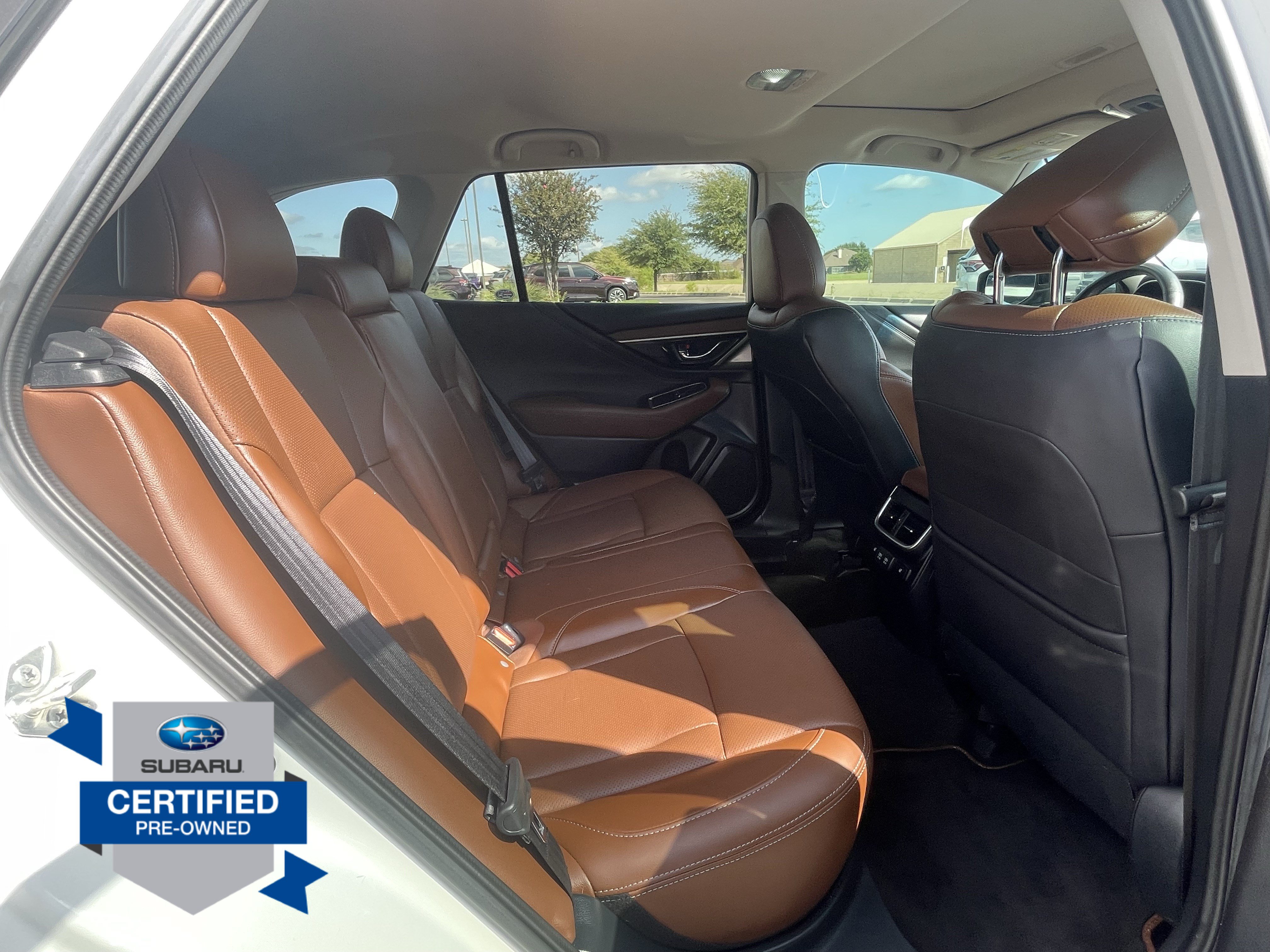 Used 2021 Subaru Outback Touring w/ Popular Package #2 AWD/4WD image 12