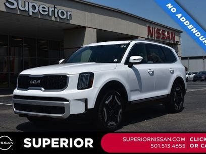Used 2024 Kia Telluride EX w/ EX Captain's Chair Package