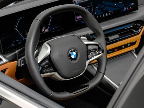 Used 2025 BMW 430i xDrive AWD/4WD image 18