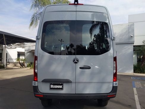 New 2025 Mercedes-Benz Sprinter 2500 image 3