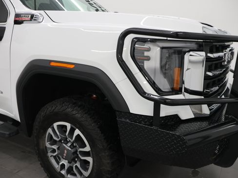 Used 2025 GMC Sierra 3500 SLE w/ SLE Convenience Package AWD/4WD image 24