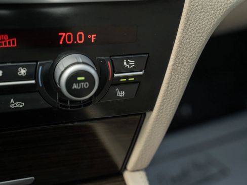 Used 2009 BMW 750Li image 26