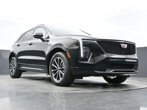 Certified 2024 Cadillac XT4 Sport AWD/4WD image 43
