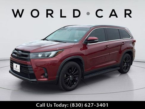 Used 2019 Toyota Highlander SE FWD image 13