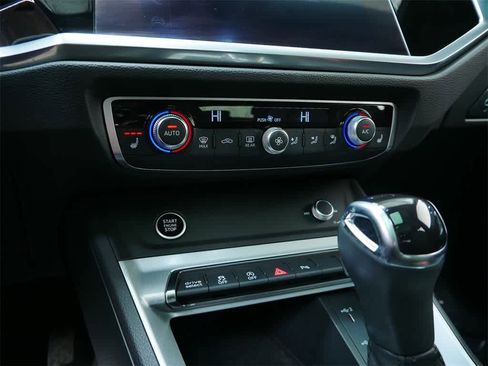 Used 2021 Audi Q3 2.0T Premium w/ Convenience Package image 23