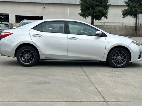 Used 2015 Toyota Corolla S FWD image 9