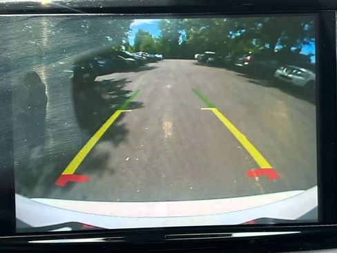 Used 2023 Chrysler Pacifica Touring-L FWD image 30