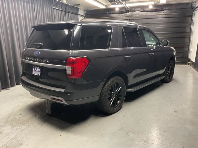 Used 2023 Ford Expedition XLT AWD/4WD image 7