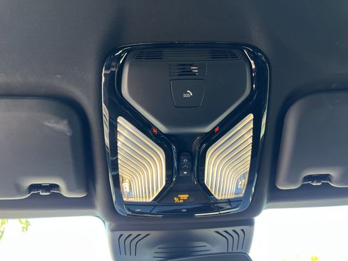 Used 2023 BMW X3 sDrive30i w/ M Sport Package image 39