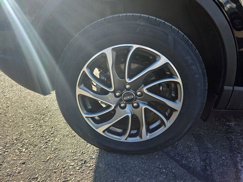 Used 2022 Lincoln Corsair AWD w/ Equipment Group 101A image 13