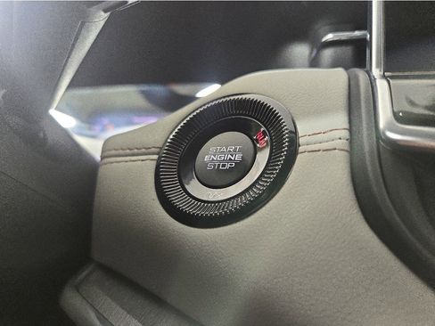 Used 2022 Jeep Compass Limited image 25