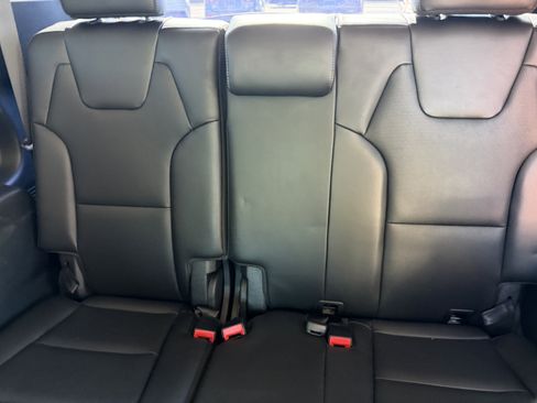 Certified 2022 Kia Telluride EX w/ EX Premium Package image 18