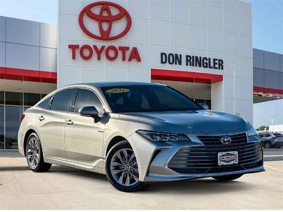 Used 2021 Toyota Avalon XLE w/ Carpet Mat Package (TMS)