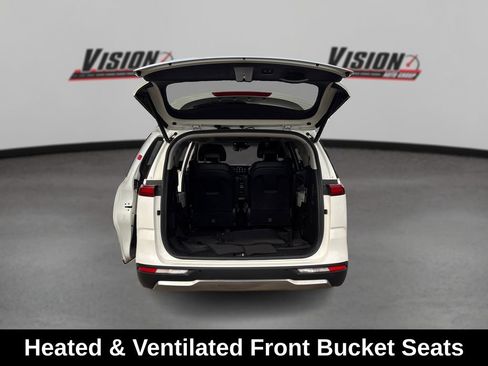 Used 2023 Kia Carnival SX Prestige FWD image 12