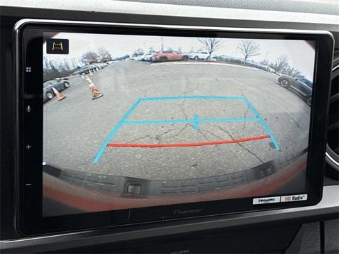 Used 2018 Toyota Tacoma SR5 image 20