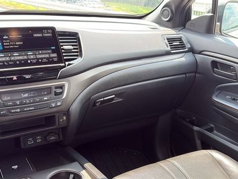 Used 2024 Honda Ridgeline TrailSport image 25