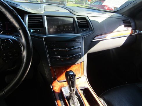 Used 2014 Lincoln MKS w/ Equipment Group 101A image 11