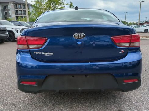 Used 2019 Kia Rio S FWD image 5