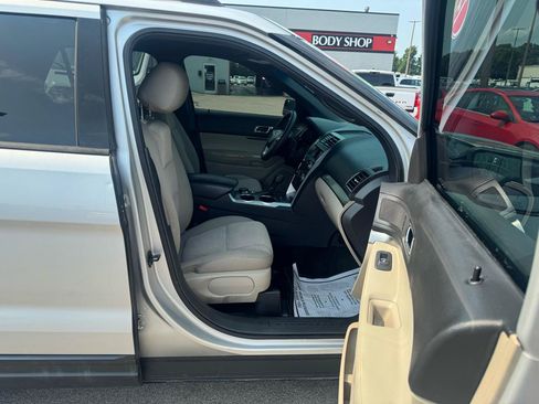Used 2014 Ford Explorer 4WD image 9