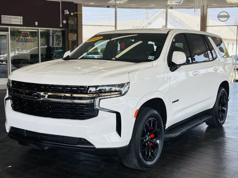 Used 2023 Chevrolet Tahoe RST w/ RST Performance Edition AWD/4WD image 17