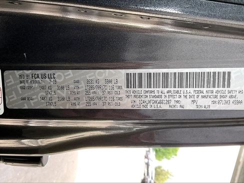 Used 2019 Jeep Wrangler Unlimited Rubicon AWD/4WD image 17