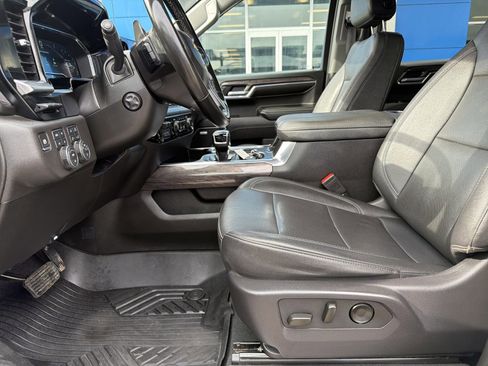 Used 2024 Chevrolet Silverado 1500 LTZ AWD/4WD image 15